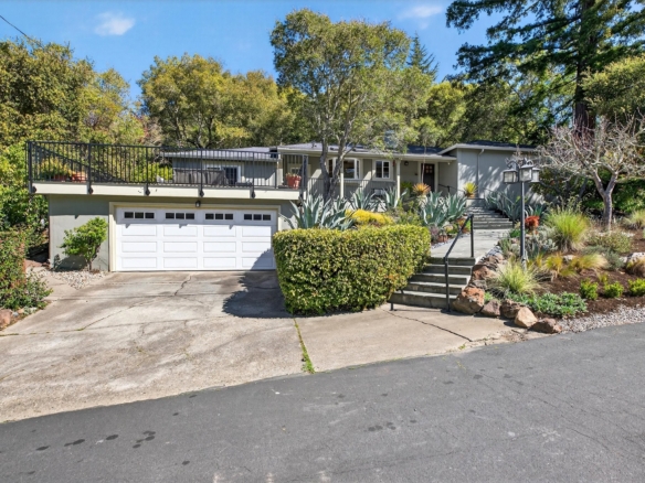 27 Glorietta Ct