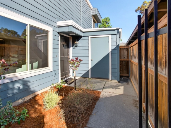 1273 Honey Trail