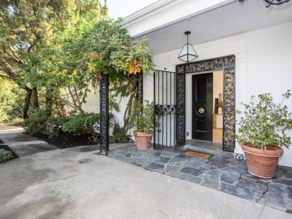 121 Van Ripper Lane