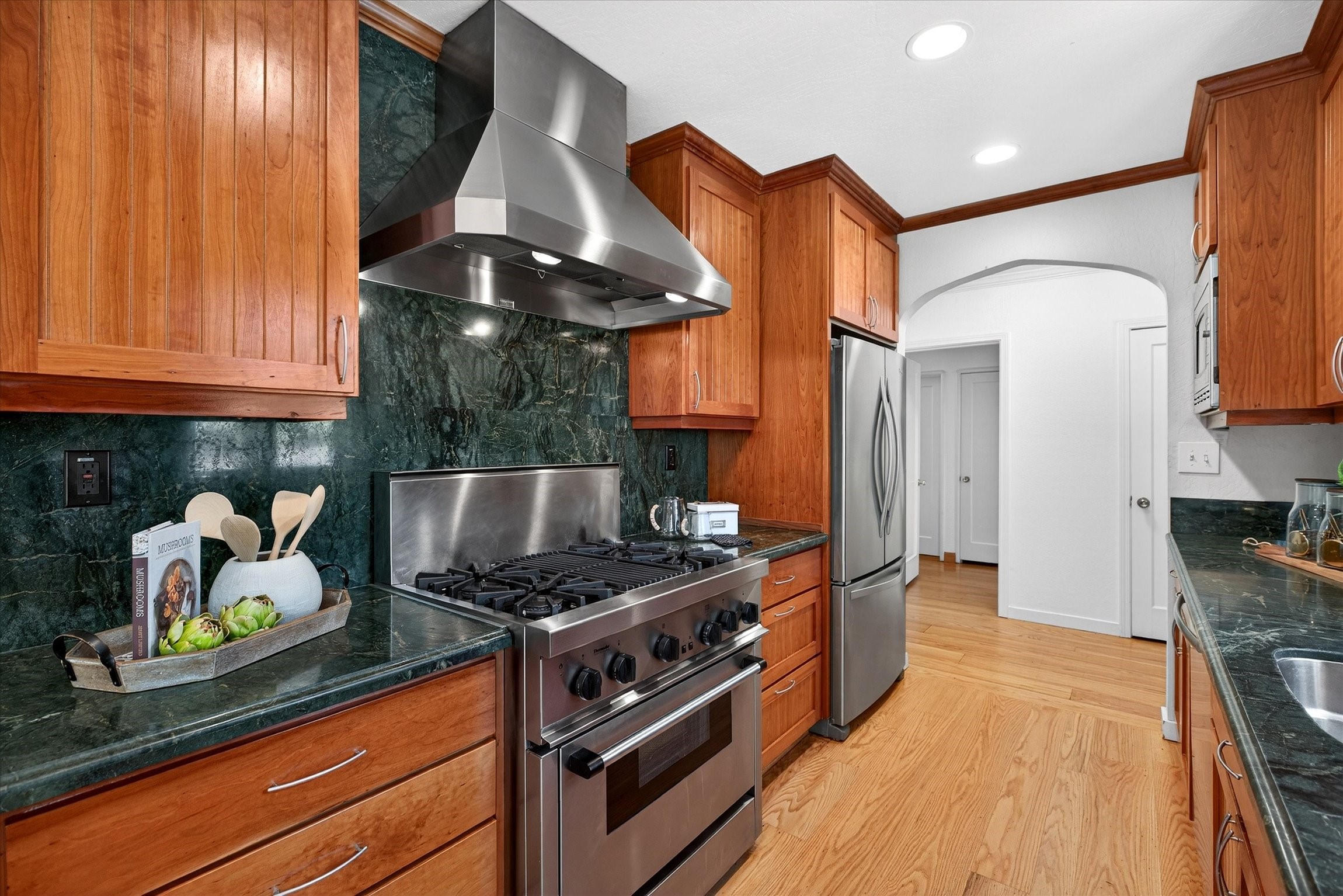 27 Glorietta Ct