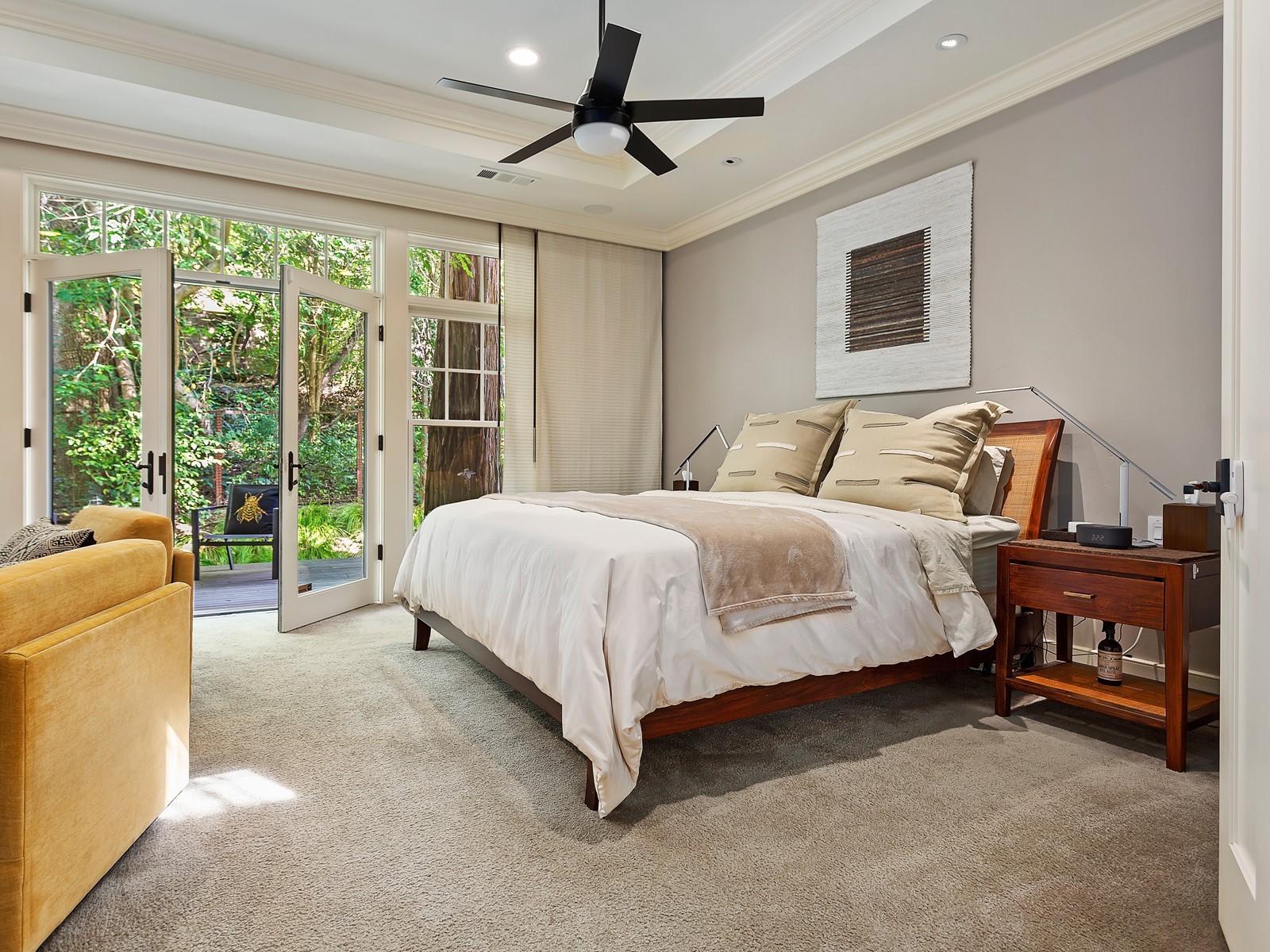 789 Los Palos Manor