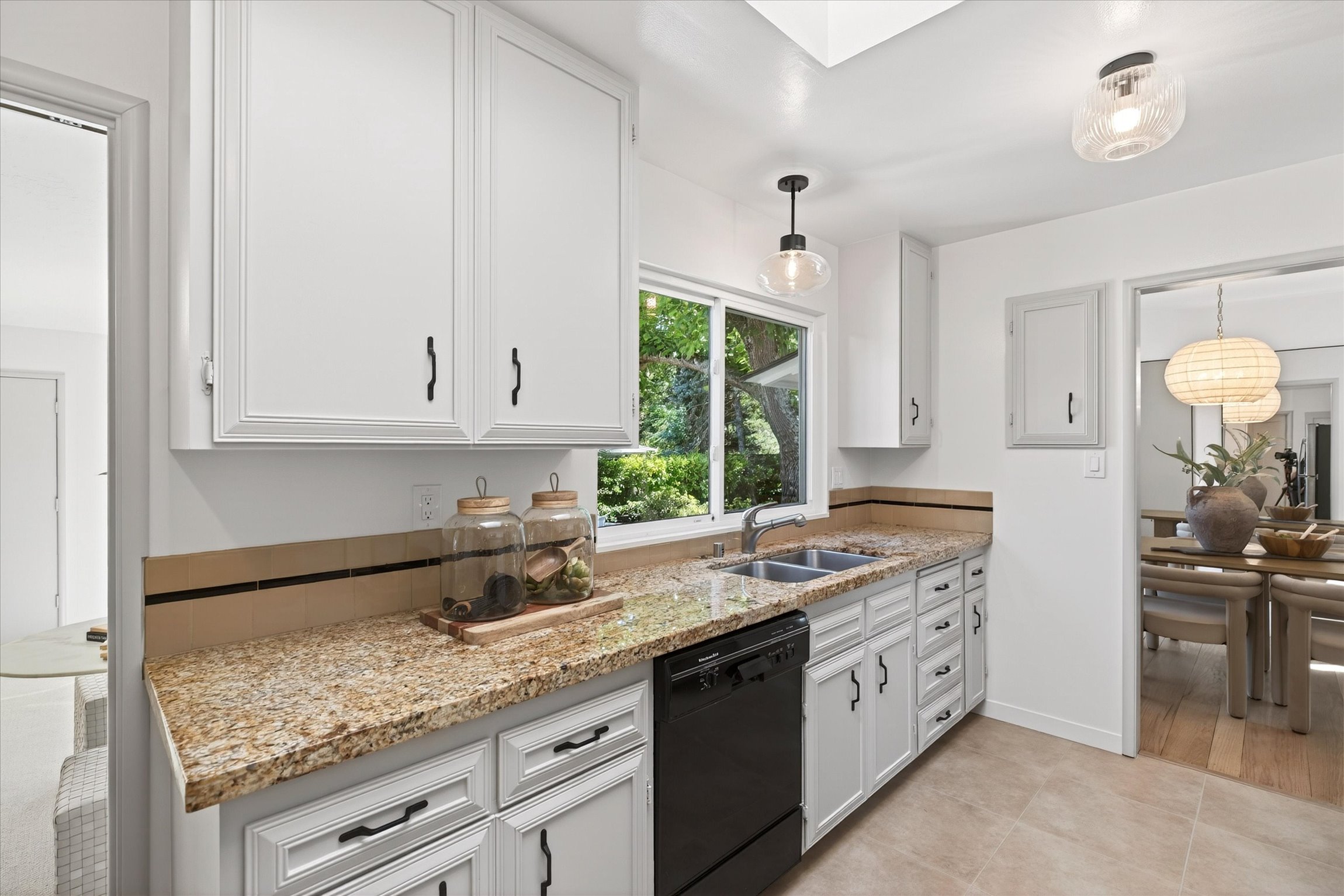 218 Overhill Rd