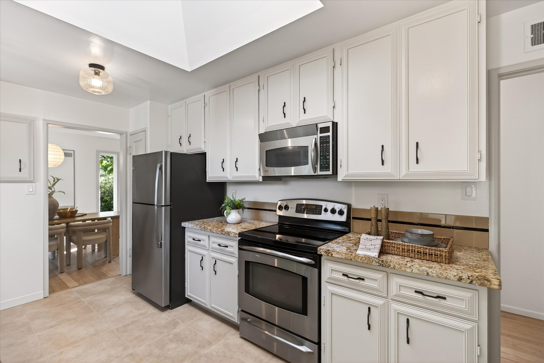 218 Overhill Rd