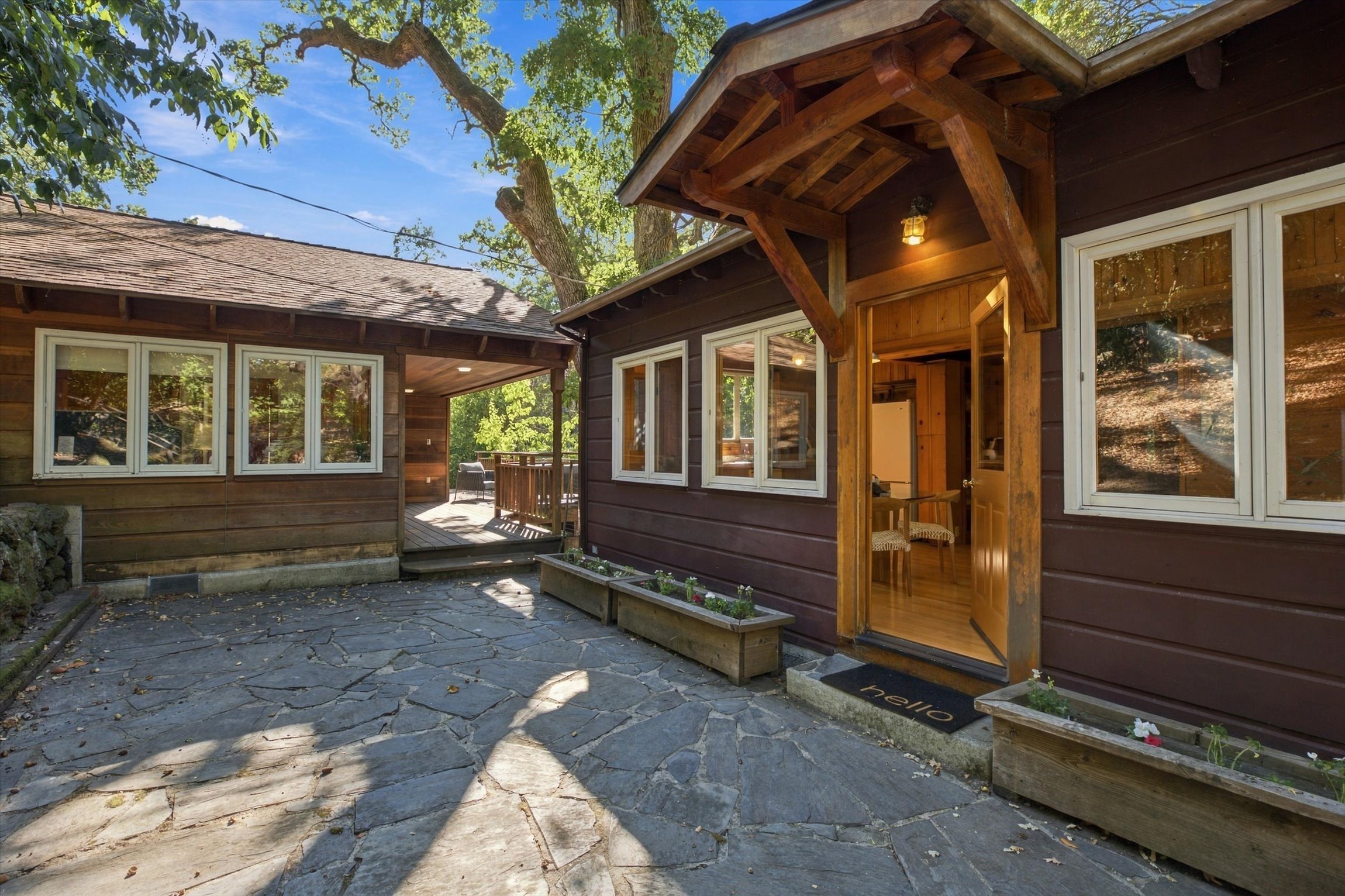 33 Oakwood Rd