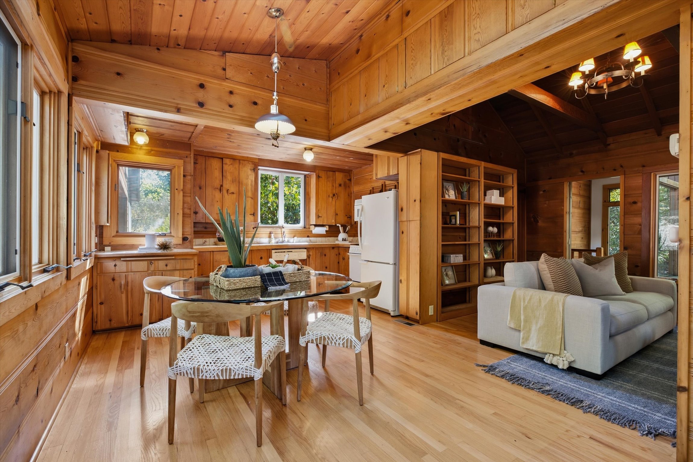 33 Oakwood Rd